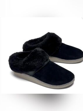 OluKai Women's KU'I slippers Sz 7 New without Box